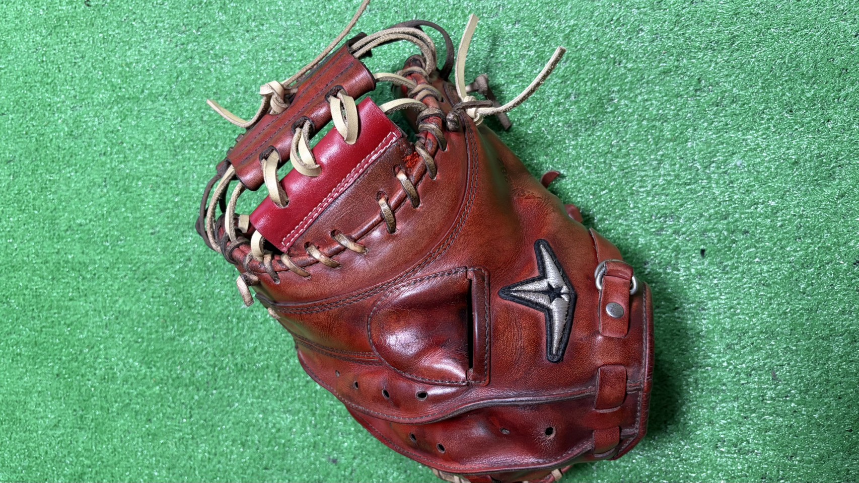 加東市　キャッチャーミット修理